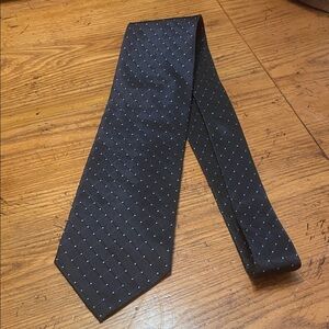 Valerio Garati 100% silk Sophisticated Black Tie with Blue Accents